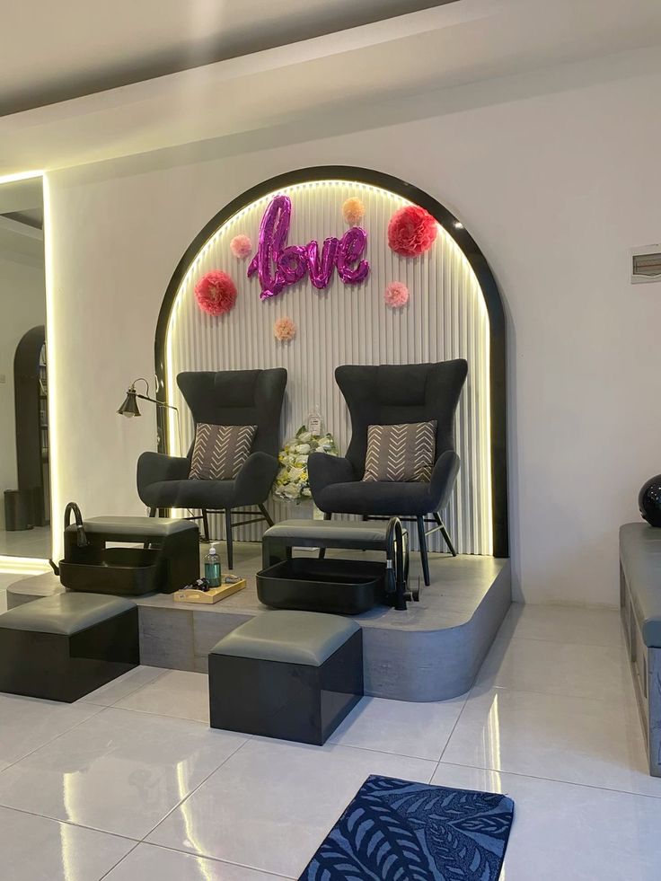 Salon Detail
